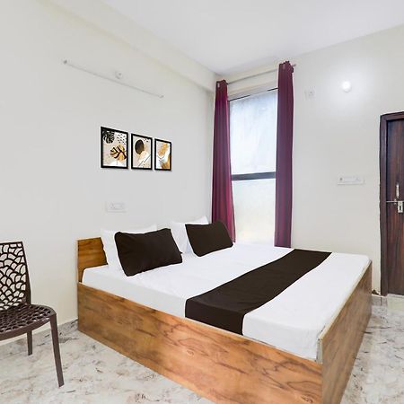 Hotel O Rn Chinhat Exterior foto